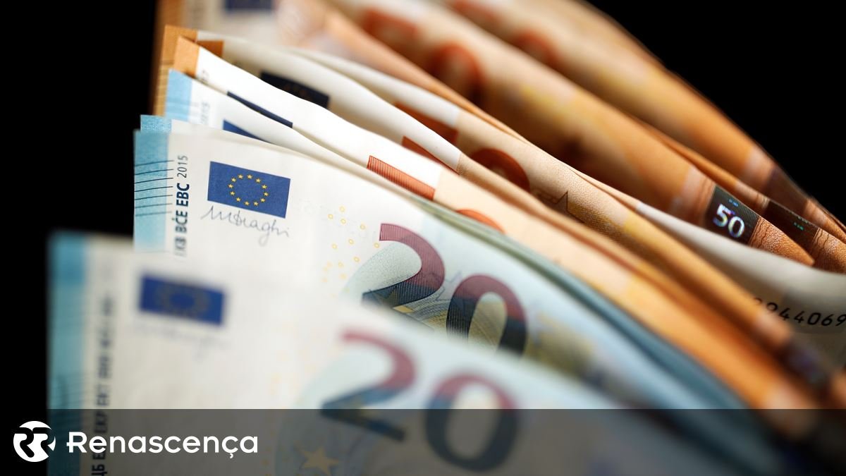 Investimento em Certificados de Aforro atinge maior valor em 27 anos em julho