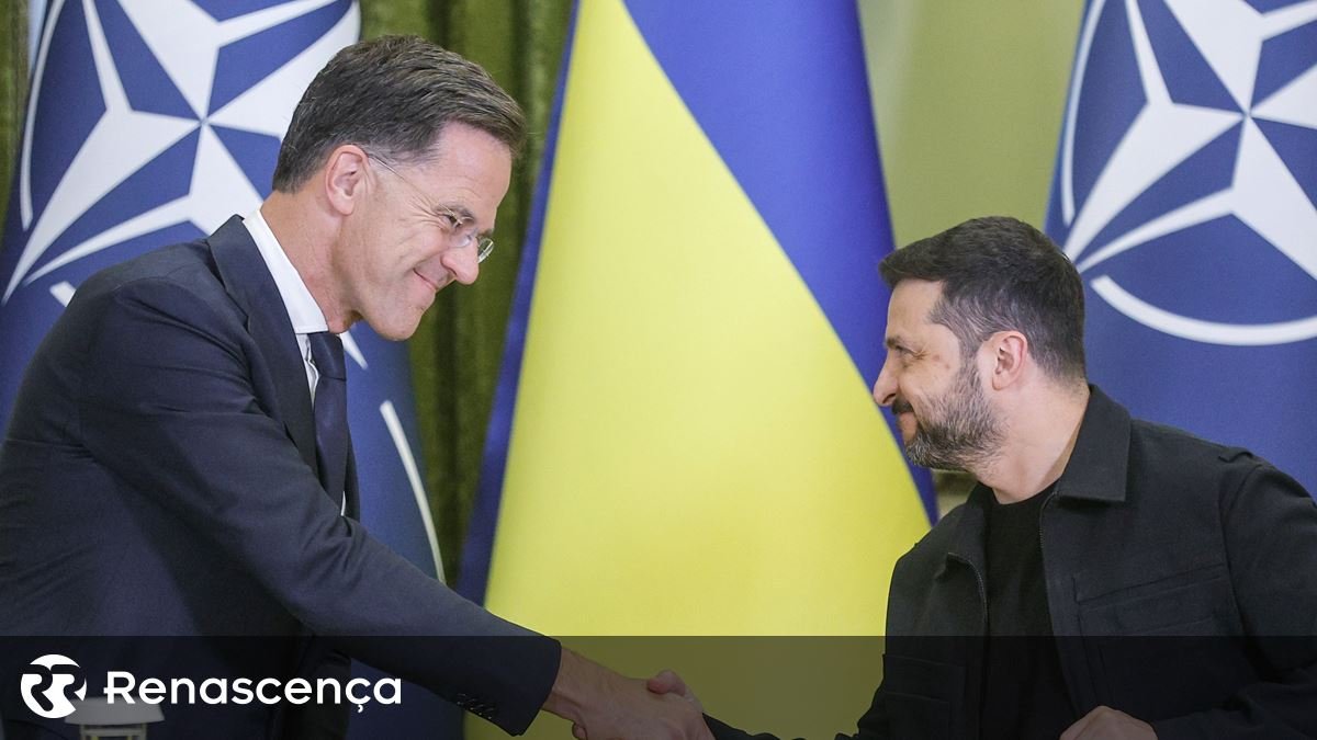 Zelensky afirma que Rússia faz "tudo" para bloquear encontro com Putin