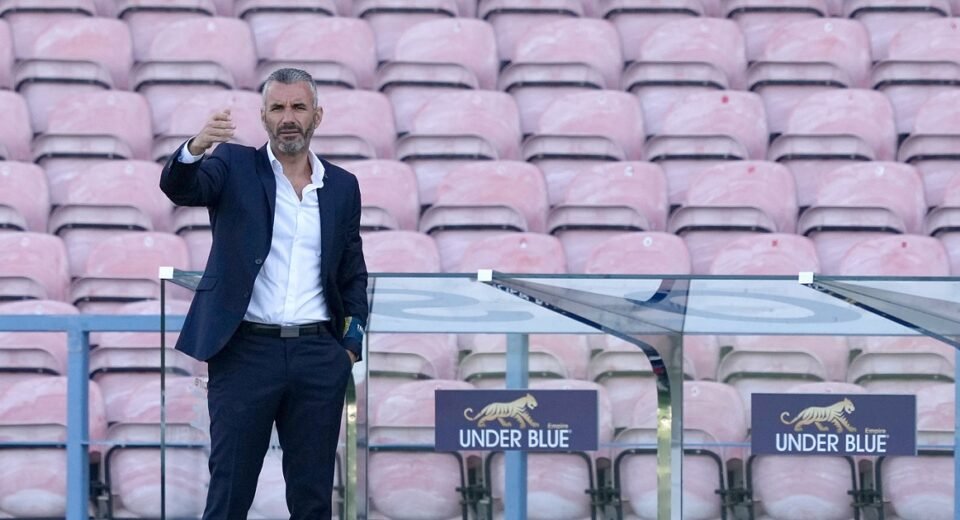 Ivo Vieira promete um Tondela determinado a vencer na Luz: "Vamos discutir o jogo...