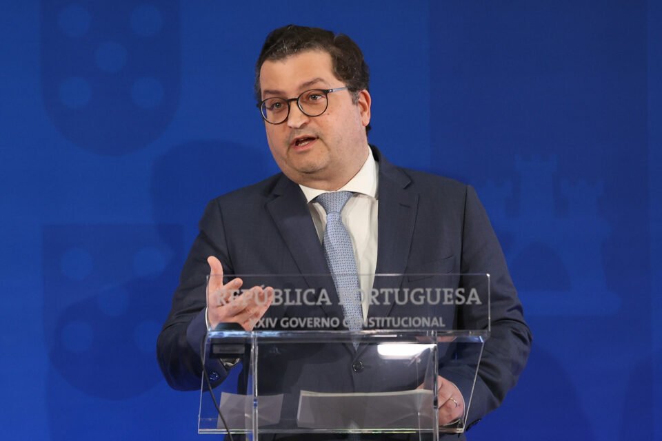 Subida no Rating: Governo Considera Decisão uma Vitória para Portugal