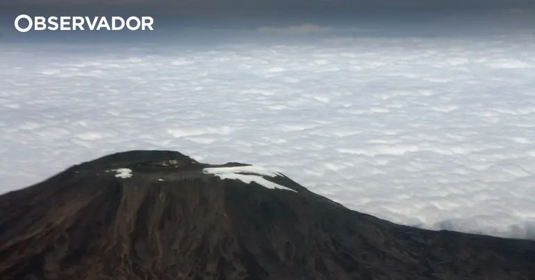Atleta português conquista o topo do Kilimanjaro de bicicleta