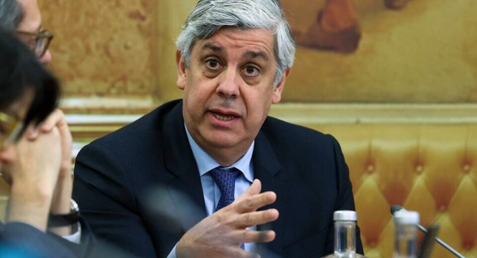 Centeno permanece no BdP e busca respeito pela sua carreira de 35 anos na instituição