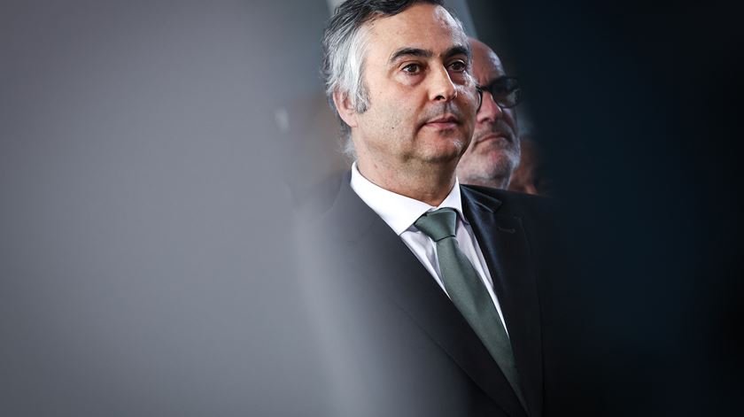 Ministro da Educação nega ter pressionado reitor da Universidade do Porto