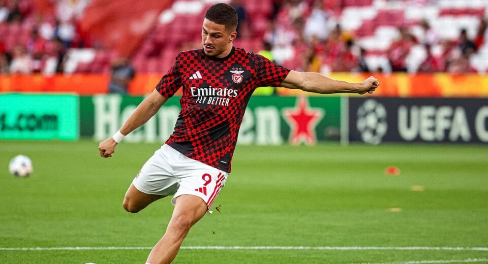 Sudakov e Barrenechea lamentam a derrota do Benfica frente ao Qarabag