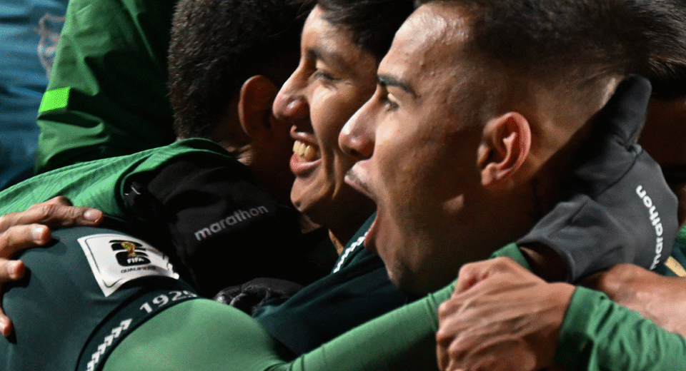 Fim da Qualificação Sul-Americana para o Mundial: Otamendi Expulso, Suárez Brilha com Póquer, e Bolívia Vence Brasil para Manter o Sonho