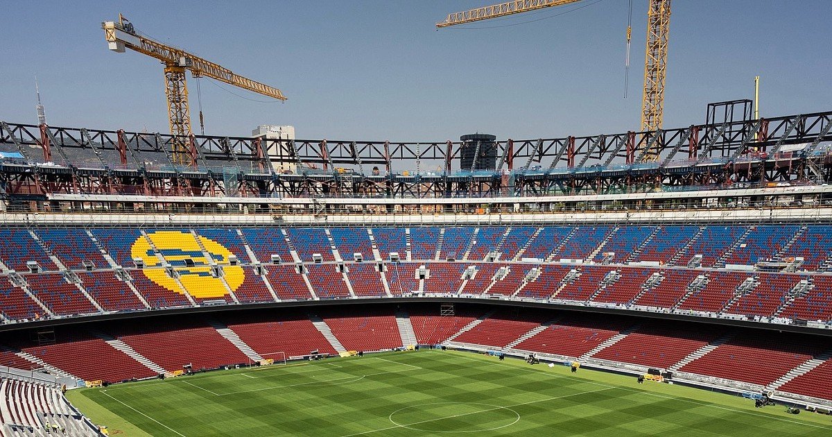 Câmara de Barcelona impede reabertura do Camp Nou devido à falta de segurança