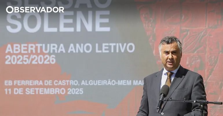Ministro da Educação reconhece a necessidade de mais professores, mas destaca que o processo é contínuo