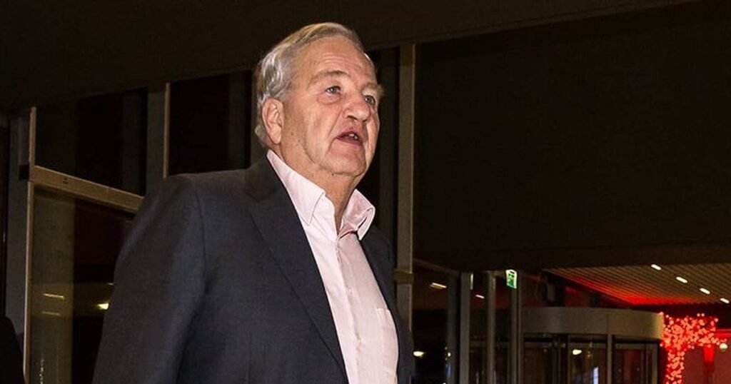 Falece Dolf Colle, ex-dirigente do Ajax, aos 72 anos