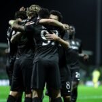 Cientistas transformam fragrância de flores em um matador de mosquitos