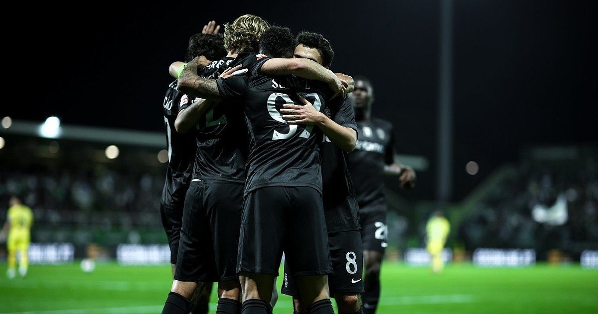 Tondela 0-3 Sporting: Vitória Tranquila com um Guarda-Redes Inspirado e um Leão Faminto
