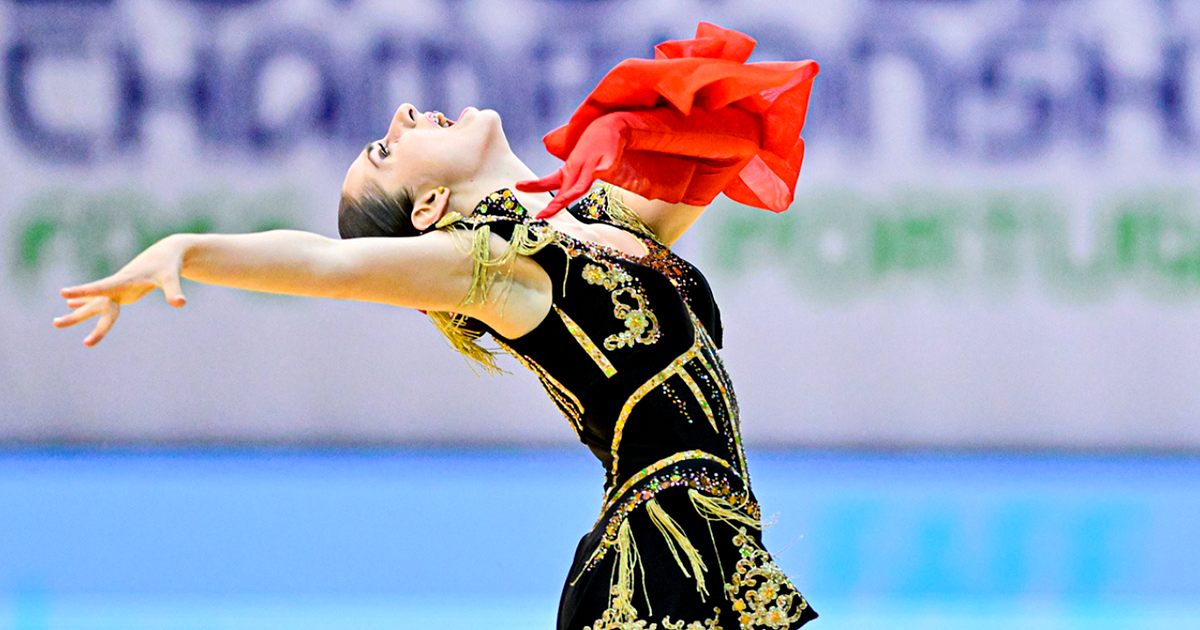 Ema Sousa conquista o 3.º lugar na dança solo nos Mundiais de Patinagem