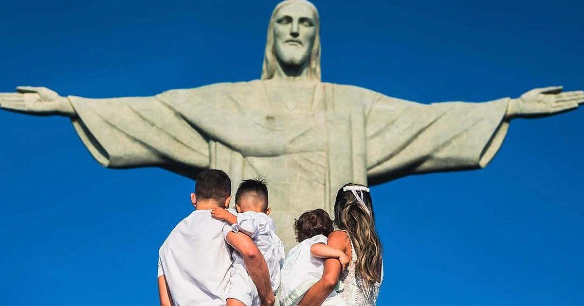 Jogador do Internacional revela diagnóstico de câncer e cirurgia realizada