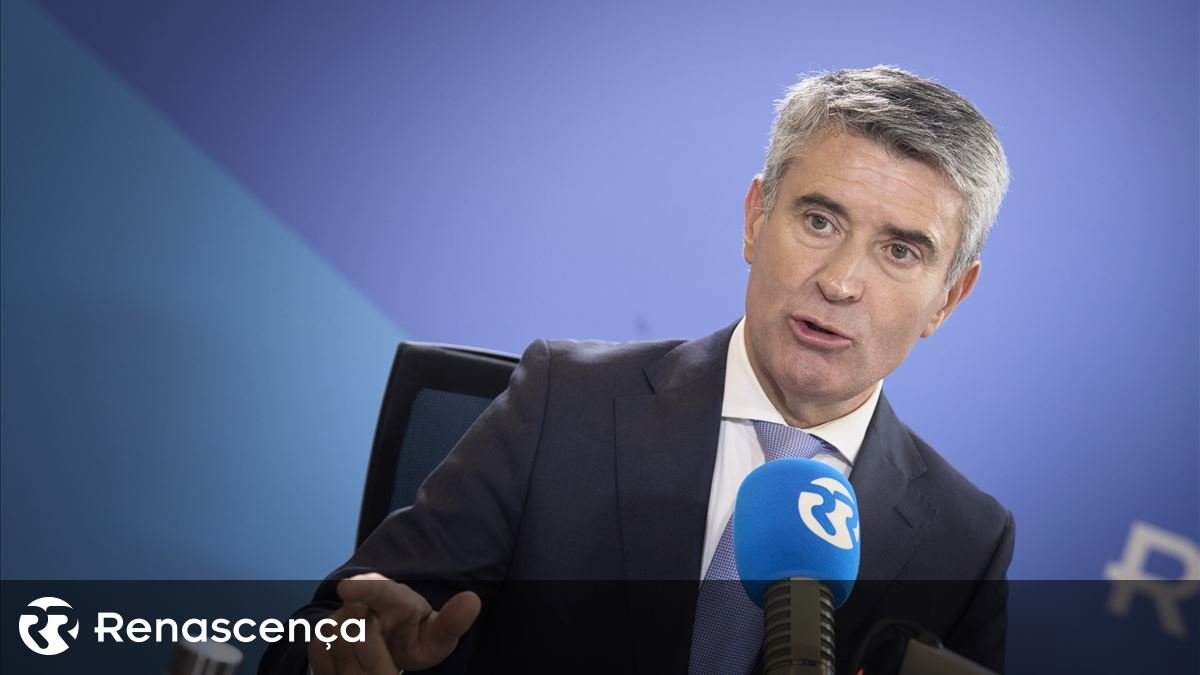 Carneiro Critica Governo por Ignorar a Realidade do País ao Mencionar Renda Média de 2.300 Euros