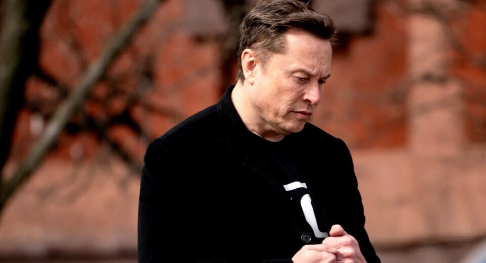 Musk Paga Quantia Não Revelada para Encerrar Processos no Twitter