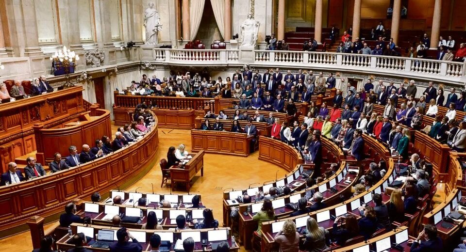 Governo Analisará Propostas dos Sindicatos da Função Pública sem Assumir Posições