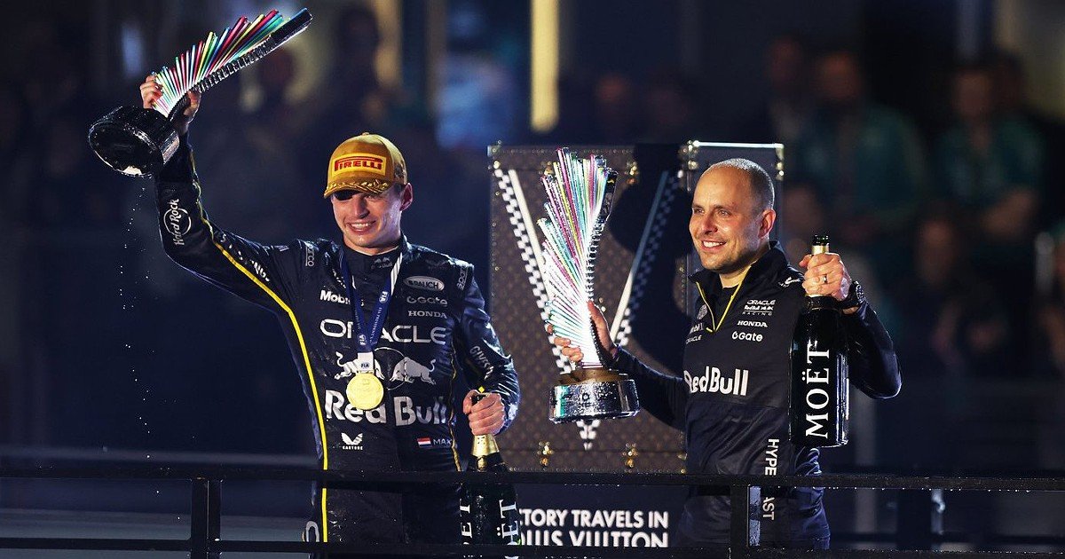 Max Verstappen conquista mais uma vitória no GP de Las Vegas, superando Norris e Russell!
