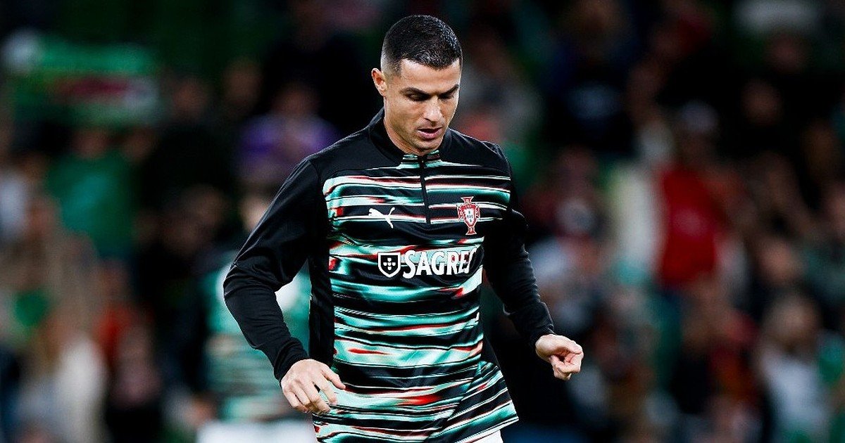 Cristiano Ronaldo compartilha mensagem nas redes sociais: "Todos juntos hoje e sempre