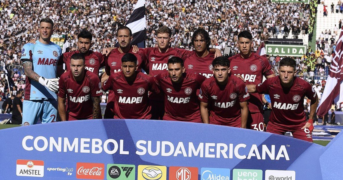 Salvio brilha e Lanús conquista a Taça Sul-Americana contra Hulk e Biel