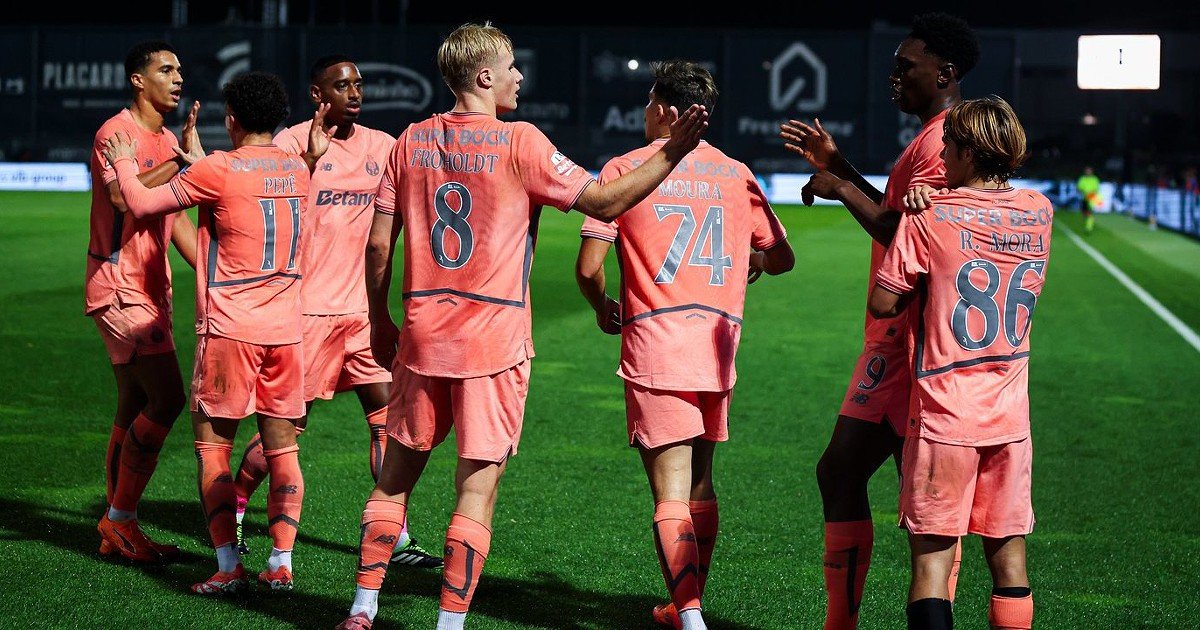 Froholdt garante vitória do FC Porto e liderança isolada após domínio sobre o Famalicão