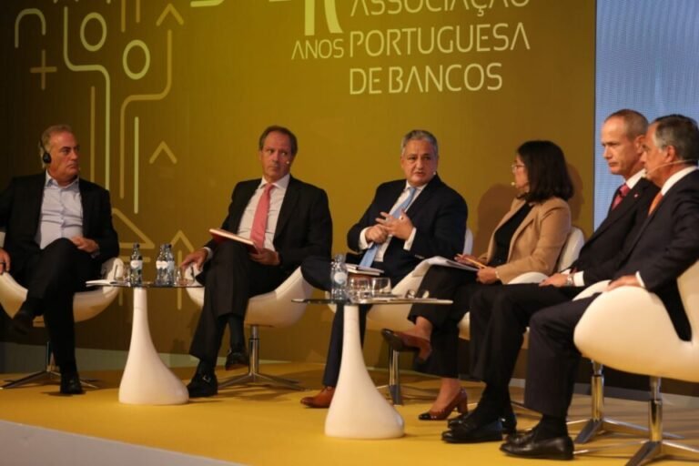 Bancos Ignoram Novas Contas de Investimento