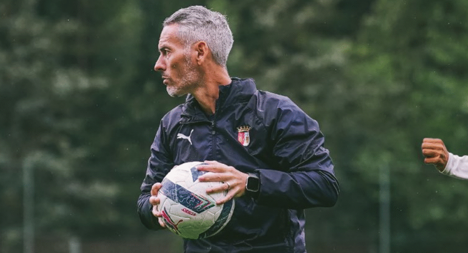 SC Braga: Pau Víctor elogia 'jogo incrível' apesar da derrota e Carlos Vicens destaca identidade da equipa