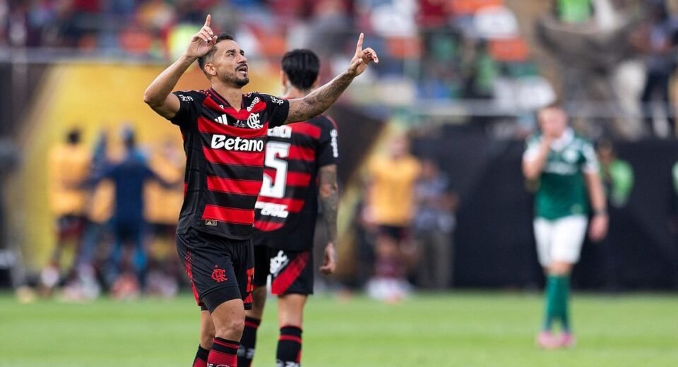 Danilo 'rouba' a terceira Libertadores de Abel Ferreira e Flamengo é campeão da América do Sul
