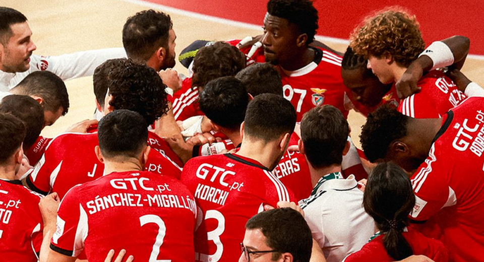Benfica escorrega no Nacional de Andebol, FC Porto pressiona Sporting