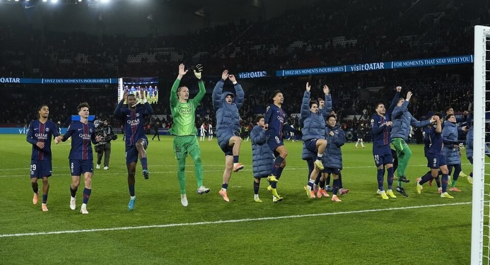 Portuguese em Destaque na Vitória do Paris Saint