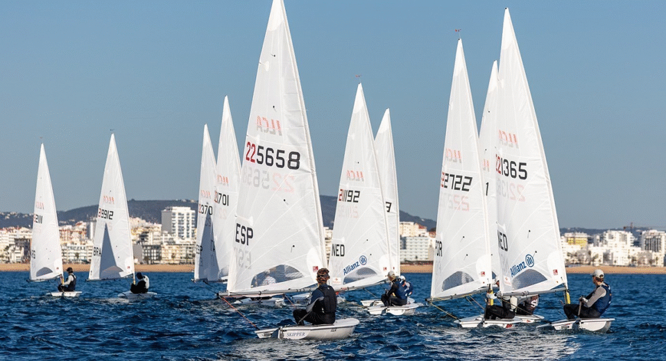 Maria Teresa Figenschou destaca-se como a melhor portuguesa na classe ILCA 6 no 8º Portugal Grand Prix de Vela