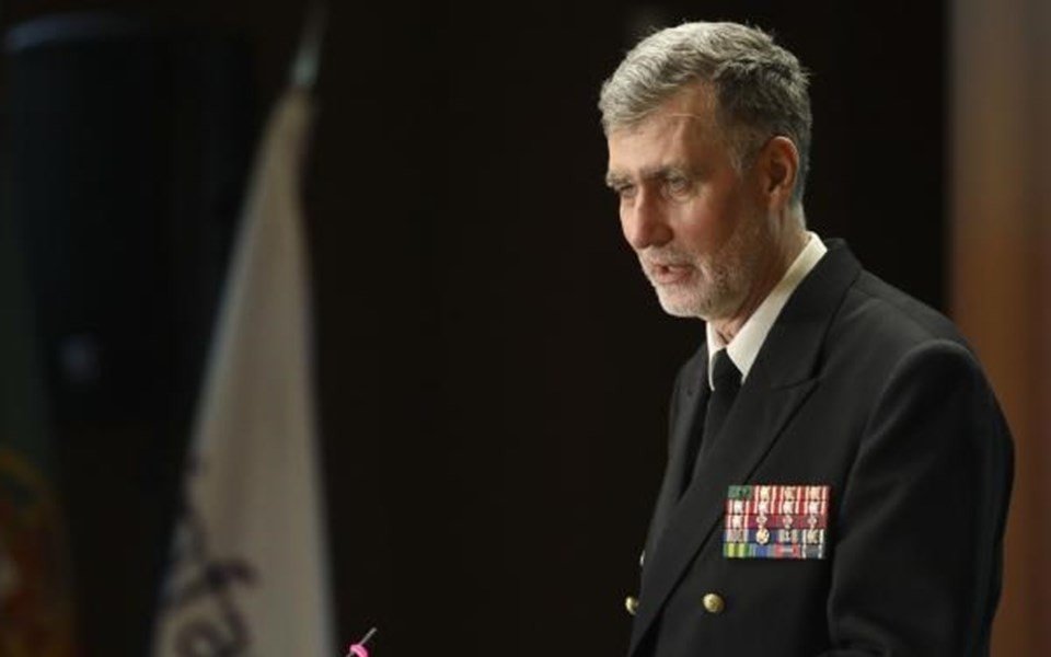 Gouveia e Melo defende a conciliação entre economia e direitos dos trabalhadores nas Presidenciais