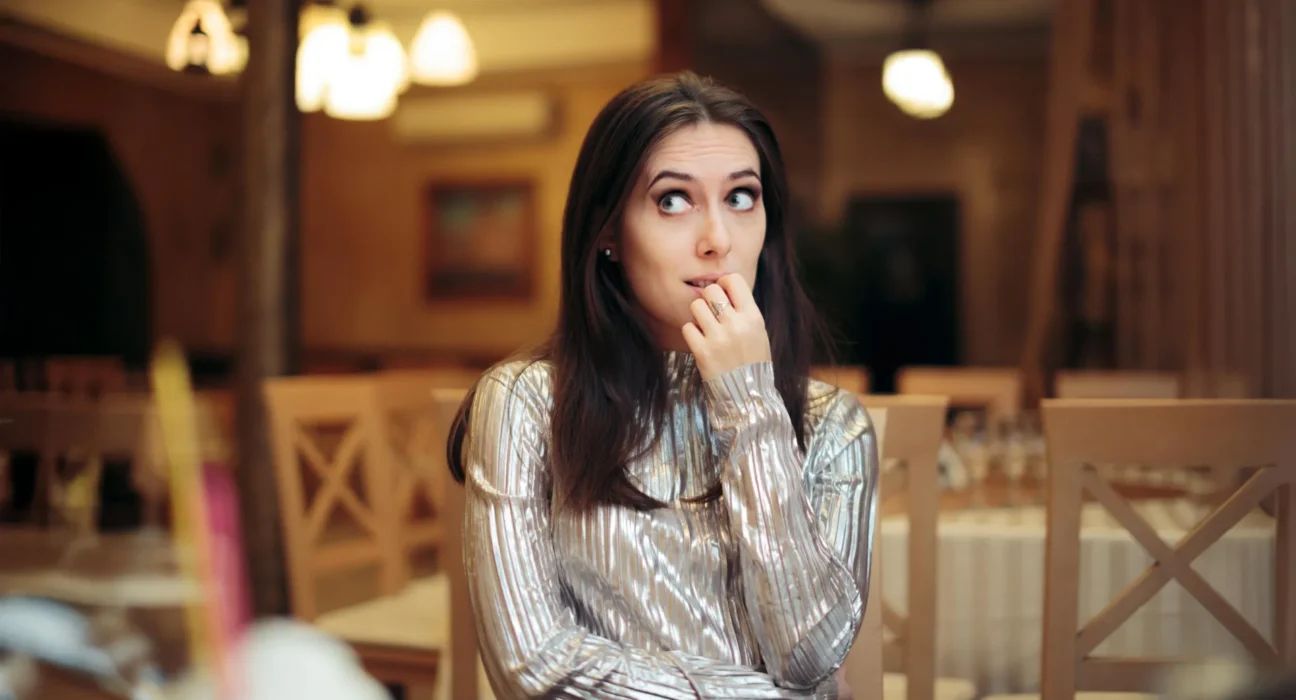 Essa regra comum do jantar torna as refeições mais constrangedoras