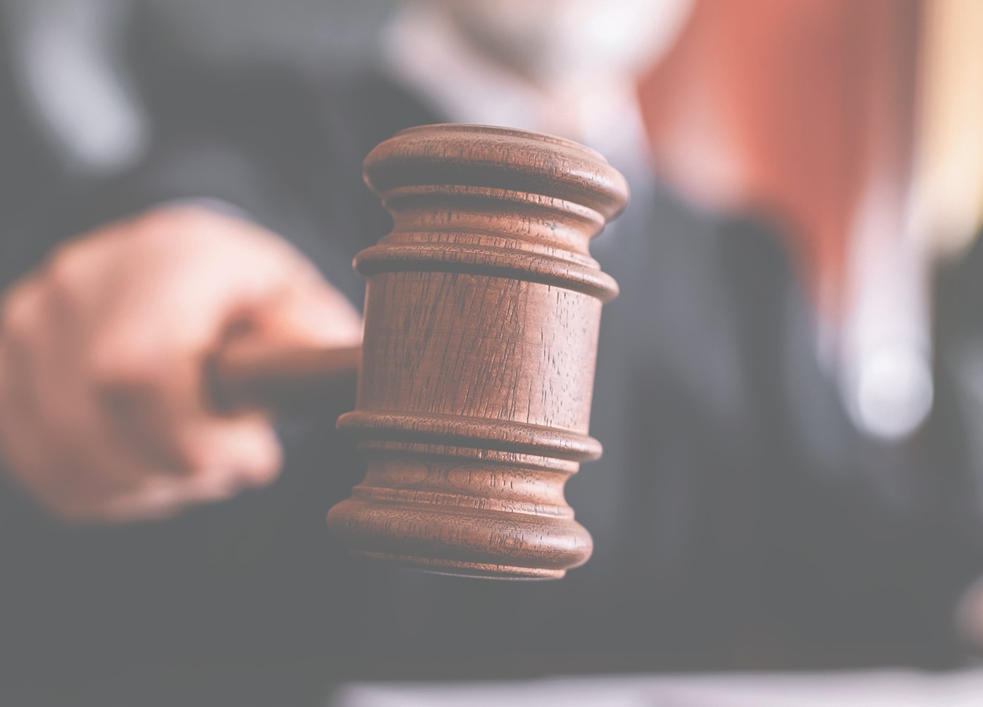 Presidenciais: Tribunal rejeita suspensão da retirada de cartazes, Ventura fala em injustiça