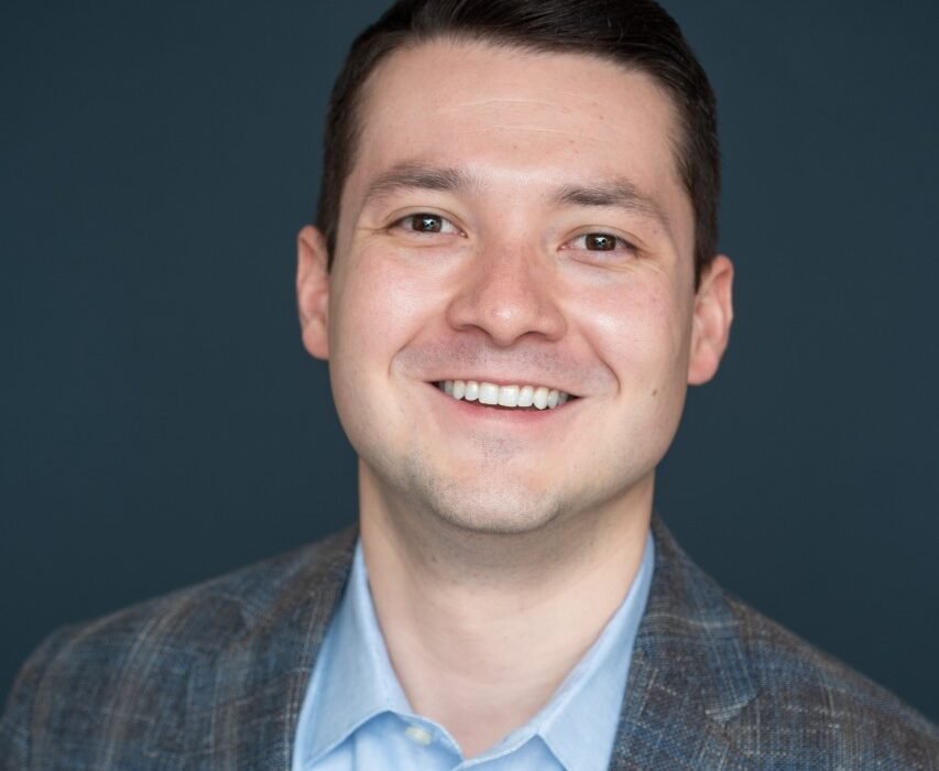 Albert Ahumada é o novo diretor