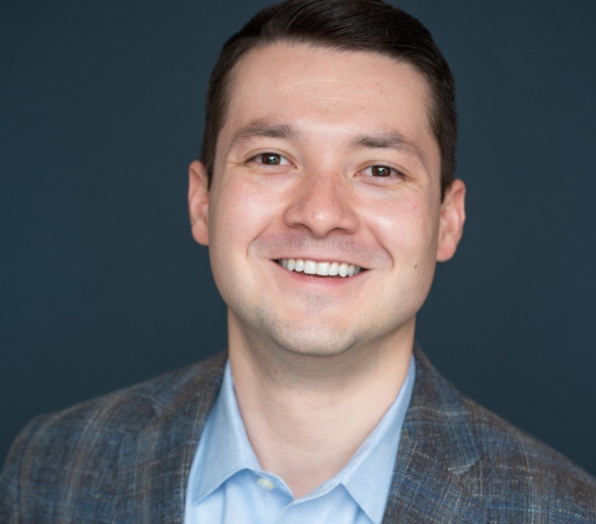 Albert Ahumada é o novo diretor