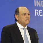 Wall Street encerra sessão com apenas o Nasdaq em queda