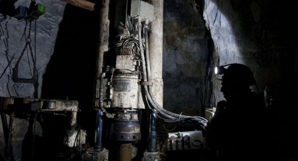 Portugal entre os principais produtores de metais essenciais para a guerra