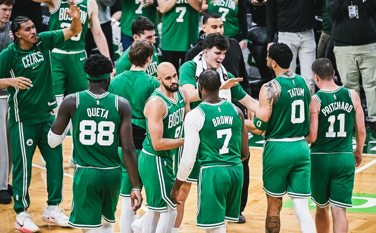 Celtics de Neemias Queta Definem Adversário nos Playoffs da NBA