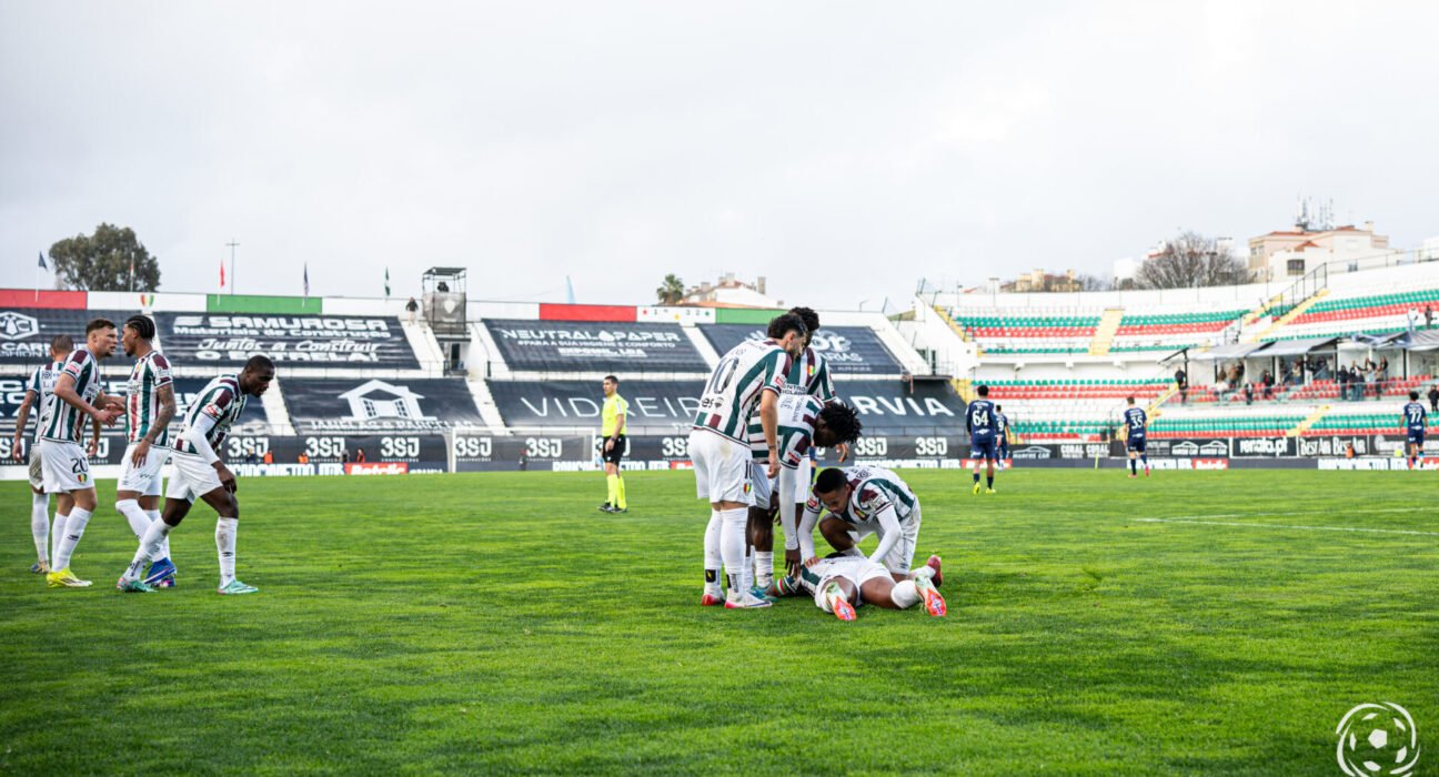 Estrela da Amadora recupera jogador a tempo do jogo contra o Sporting