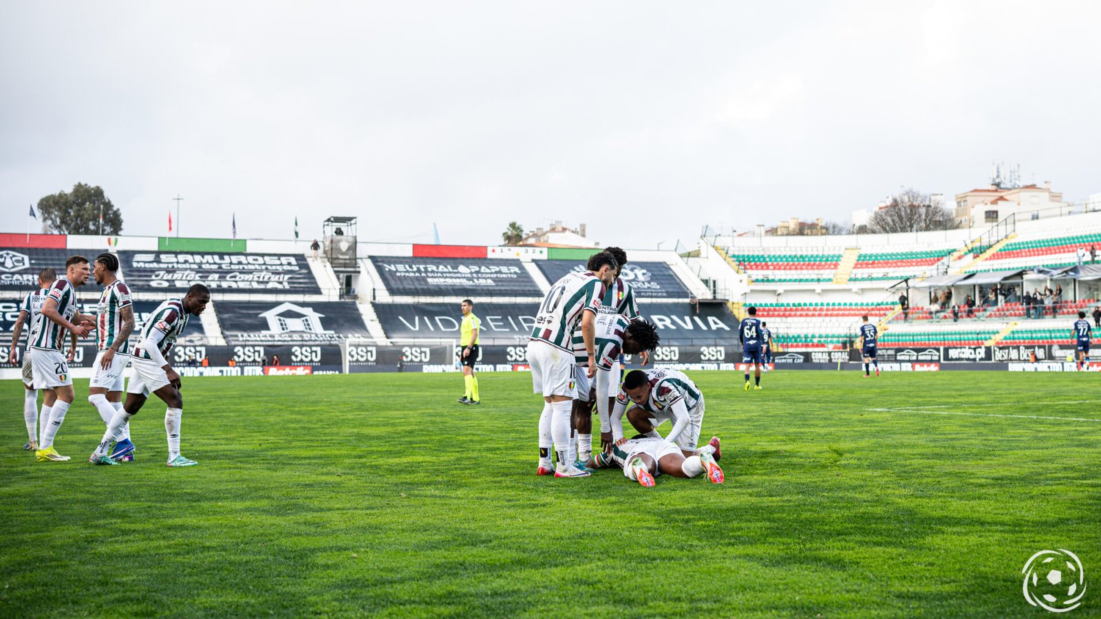 Estrela da Amadora recupera jogador a tempo do jogo contra o Sporting