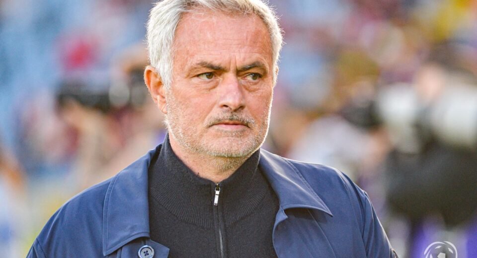 Presidente do Senado da Itália critica a Federação e pergunta: «Por que não podemos ter José Mourinho?»