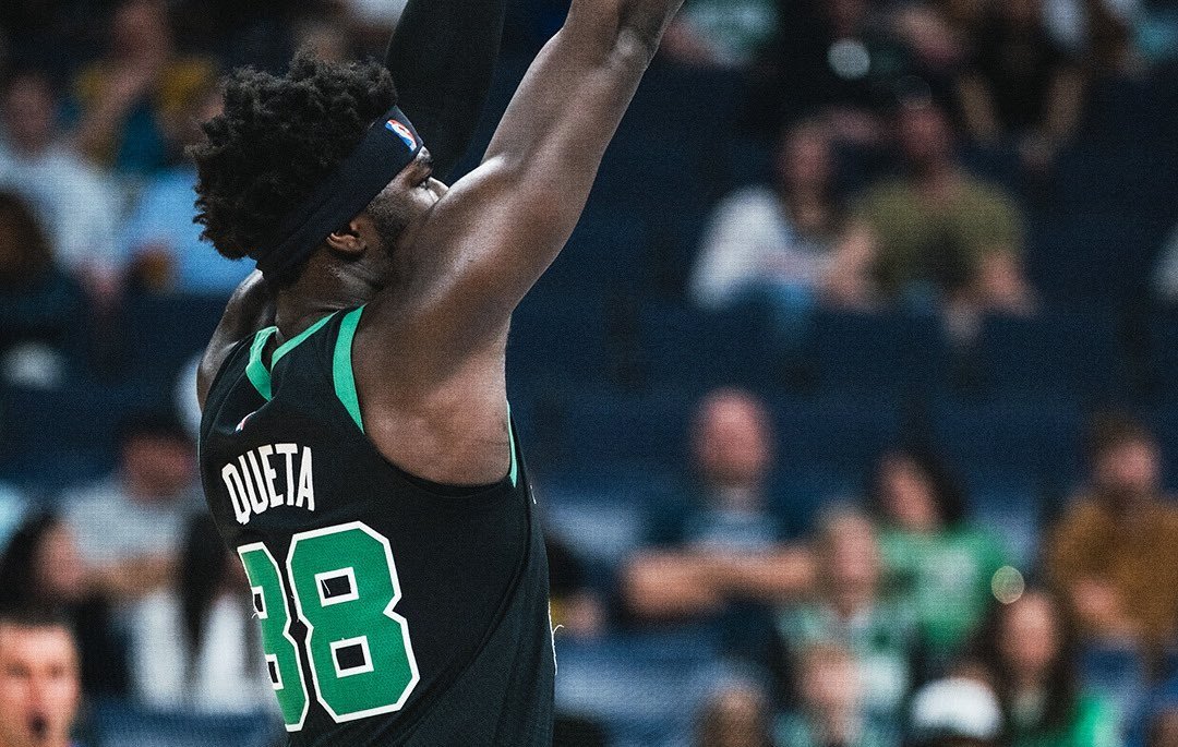 Boston Celtics e Neemias Queta são derrotados no segundo jogo dos playoffs da NBA