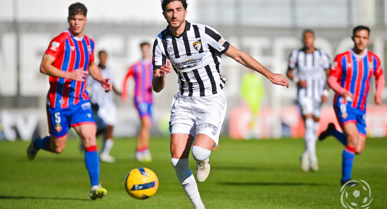 "Cartão Roxo: Entenda a Regra Após o Desmaio de Mo Dauda em Oliveirense x Portimonense"