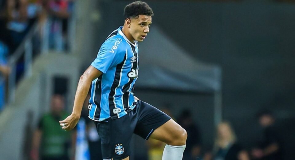 Benfica considera Viery para reforçar a defesa e já sabe preço do jogador do Grémio