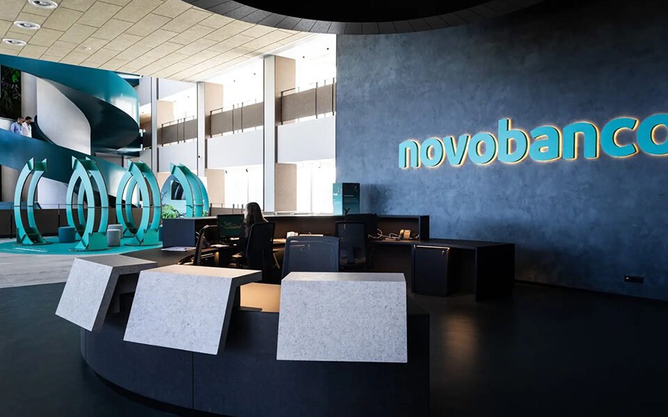 Novobanco é eleito "Melhor Banco Comercial" e "Banco Mais Sustentável" em Portugal