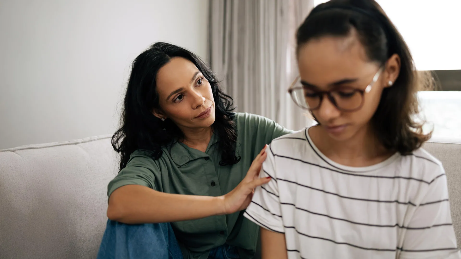 O que os adolescentes comem pode estar afetando sua saúde mental mais do que pensamos
