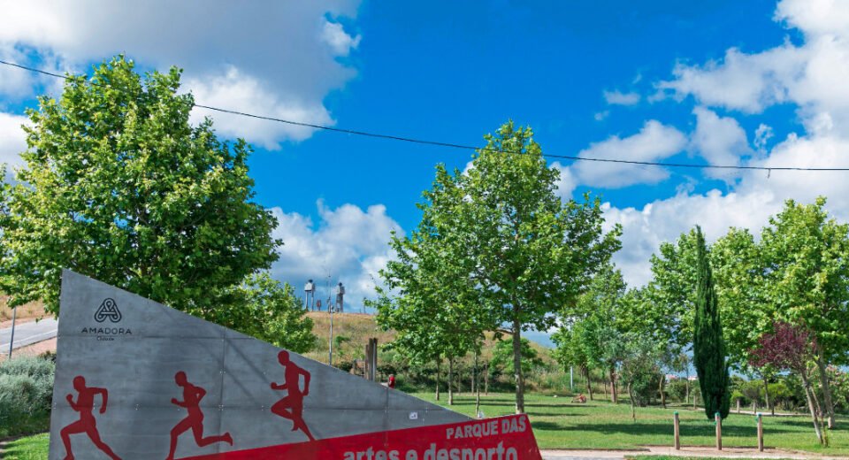 Minifloresta Urbana: Plantação no Parque das Artes e do Desporto em 22 de Maio