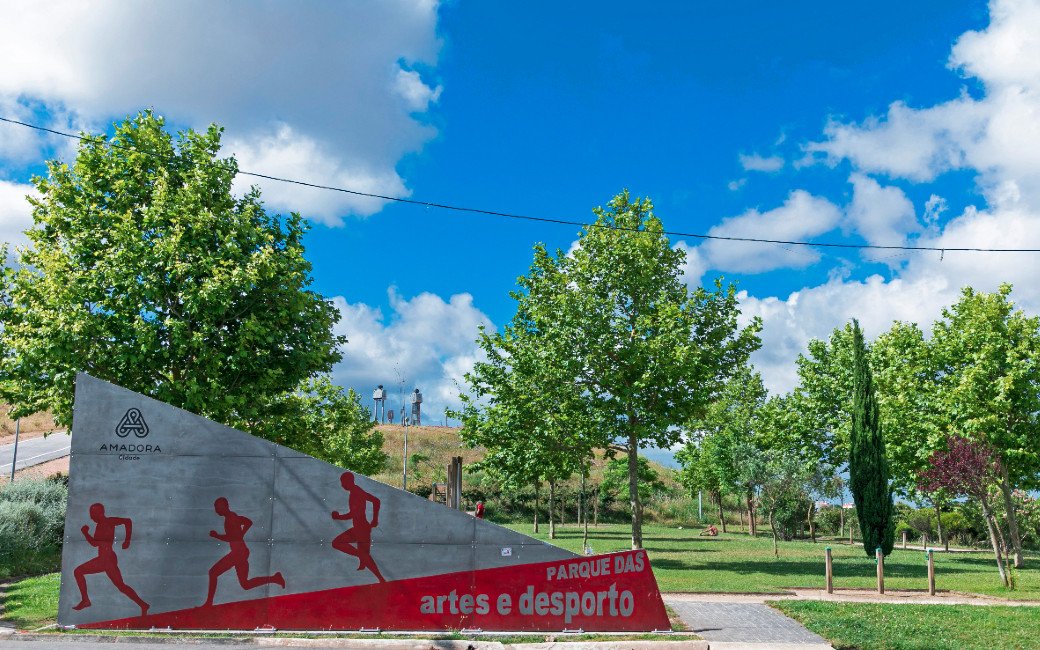 Minifloresta Urbana: Plantação no Parque das Artes e do Desporto em 22 de Maio